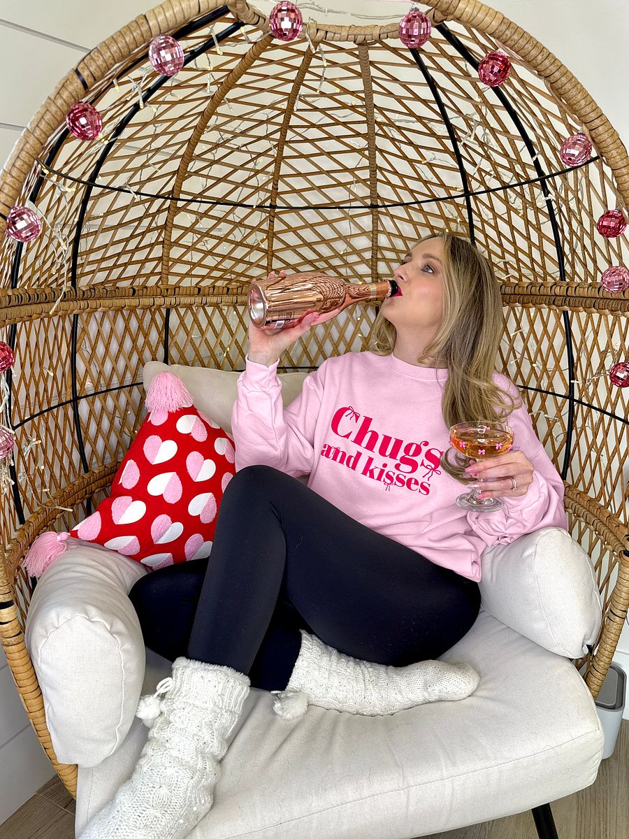 Chugs and Kisses Sweatshirt product image (4)