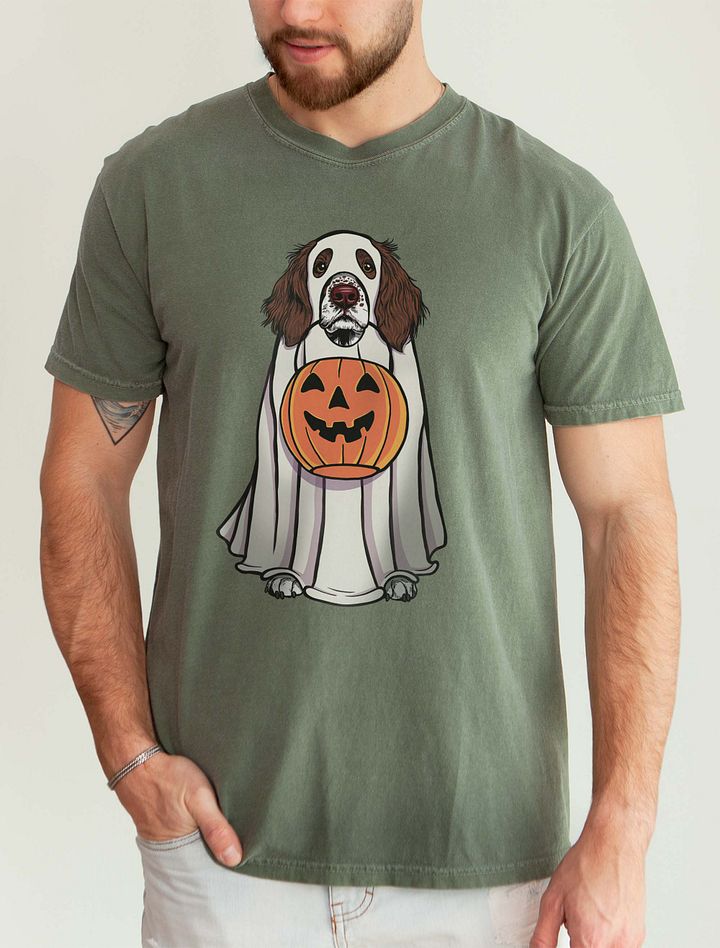 Funny Halloween Springer Spaniel T-Shirt | Funny Springer Spaniel Wearing a Ghost Costume and Holding a Pumpkin Basket product image (9)