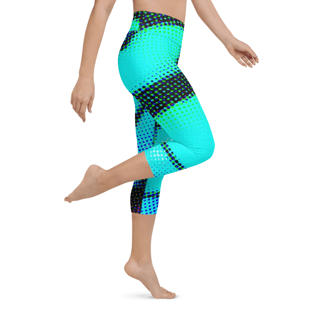 The Moira Yoga Capri Leggings product image (4)