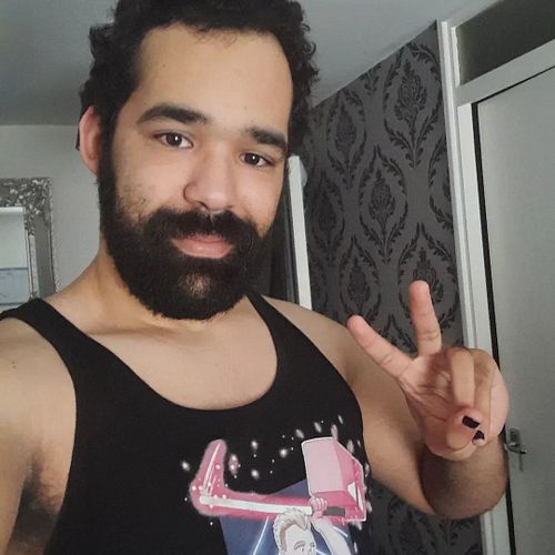 Time to Just Dance! Ft @pixelboygames tank top!