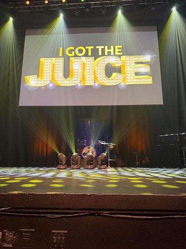 Almost showtime!!!! Let’s get it!!!