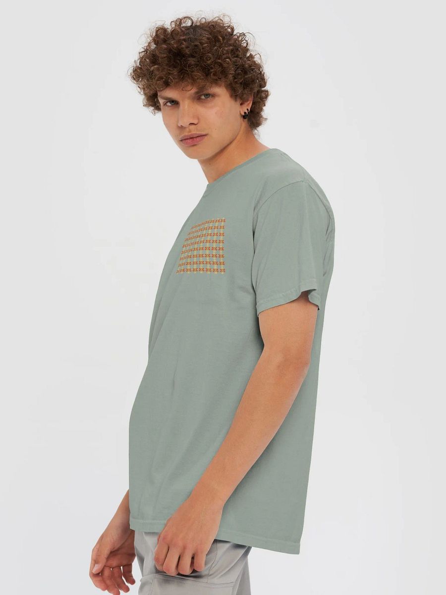 Geometric Floral Pattern T-Shirt product image (54)