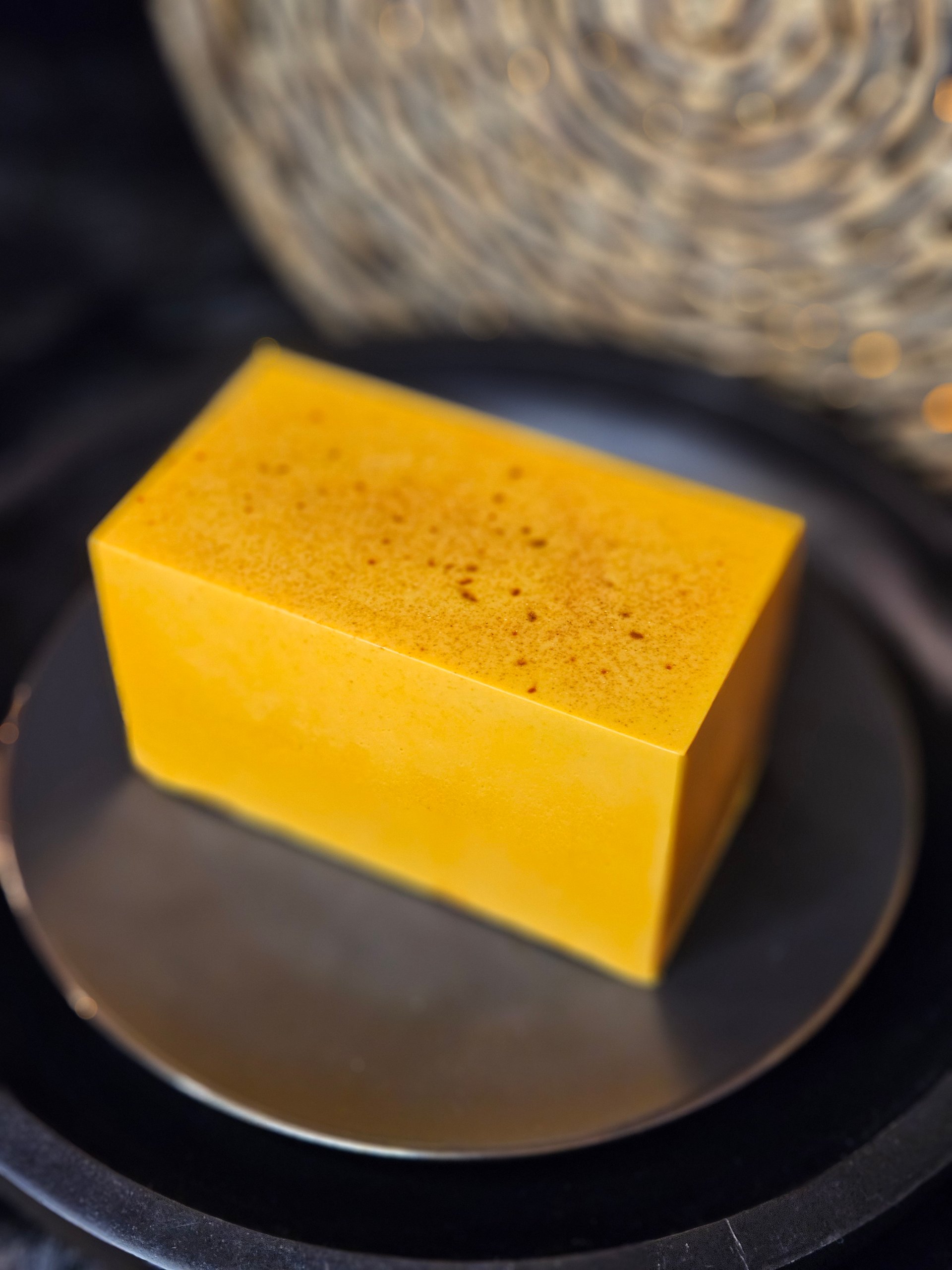 TUMERIC & HONEY ½ LOAF product image (1)