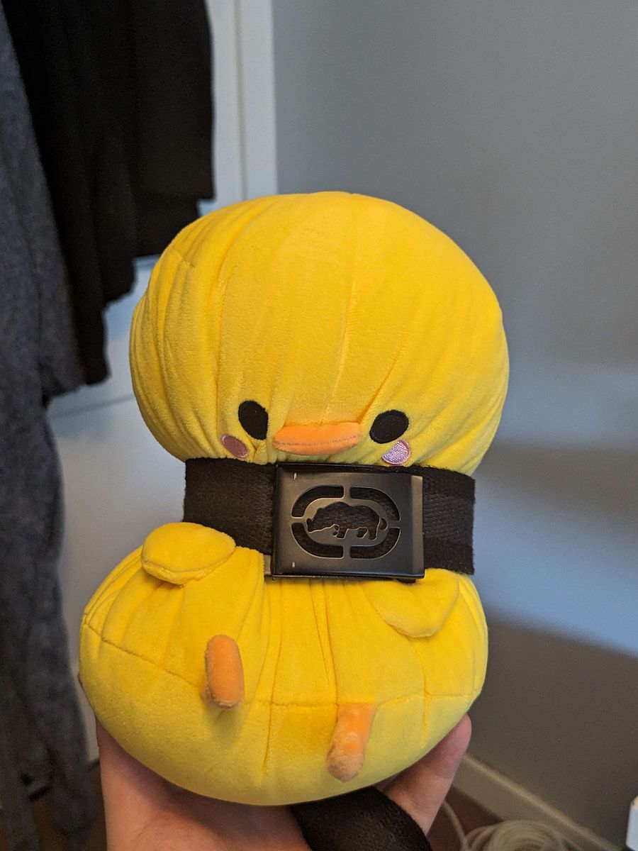 HENRY PLUSH product image (3)