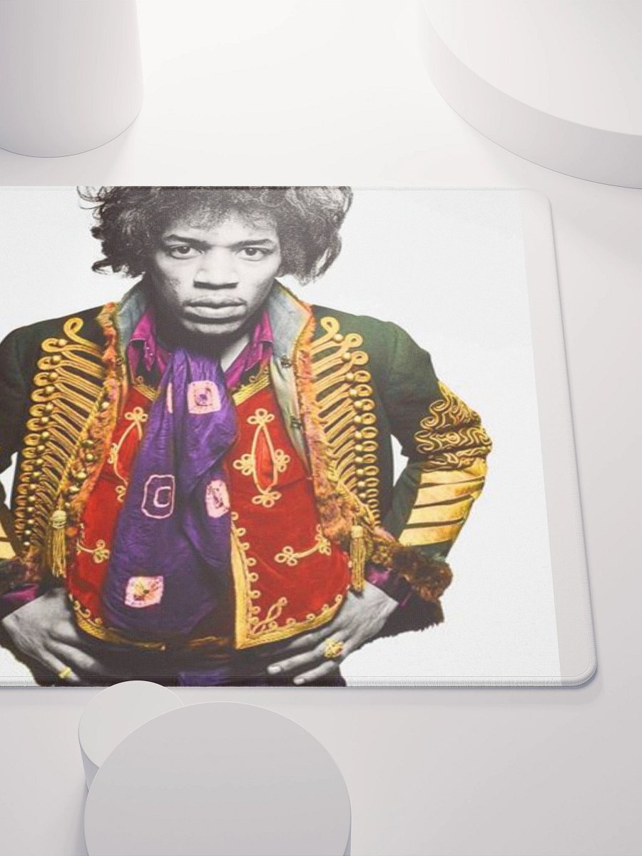 JIMI HENDRIX IS THE BEST product image (9)