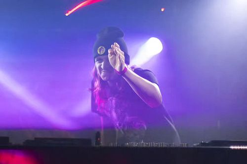 OMNIFARIOUS RECORDS TAKEOVER DEBUT WAS INSANE!!!

This event was so much fun! Getting to be with the homies again AND throw o...