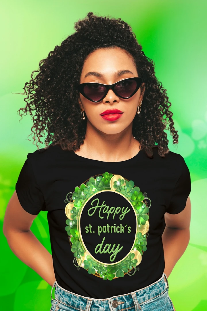 Happy St. Patrick's Day Wreath T-shirt product image (1)