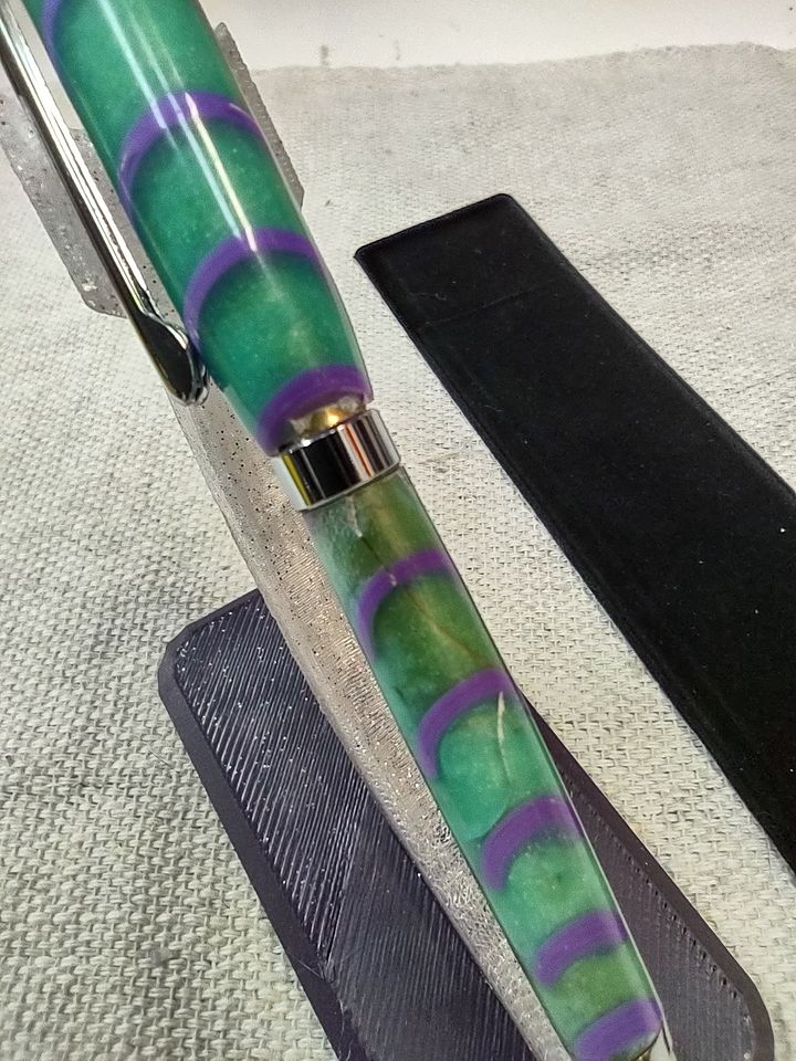 Scratch & Dent – Winged Hybrid Resin & 3D-Printed Pen (Duo Blue-Green & Duo Green-Yellow) - RB-SLA3D4-SD product image (2)
