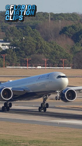 Airbus A330 Delta Airlines Landing at Worlds Busiest Airport - Atlanta ATL - Plane Spotting in 4K

#airplanespotting #planesp...