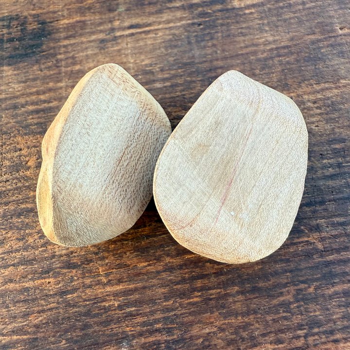 🎎 Vintage Japanese Hyottoko & Okame Carved Seed Faces – Japan Antique Roadshow product image (2)