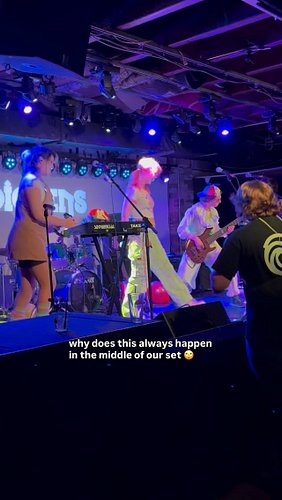 like can’t we put them on hold???

🎥 @yycsapphics 💕

#shyfriend #altpop #grunge #clown #livemusic #queermusic #calgary #indie...