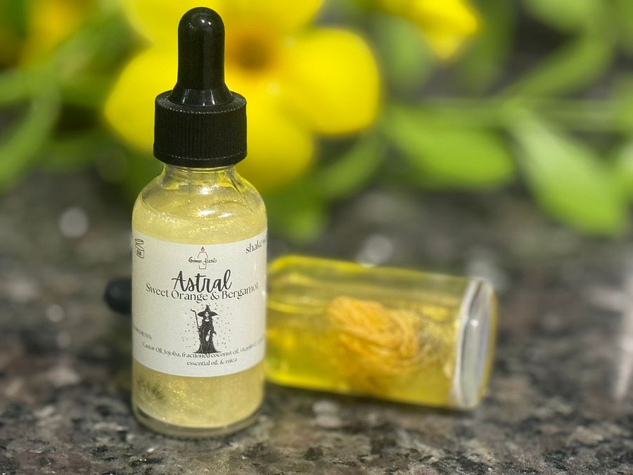 Astral Shimmer Body Oil product image (3)