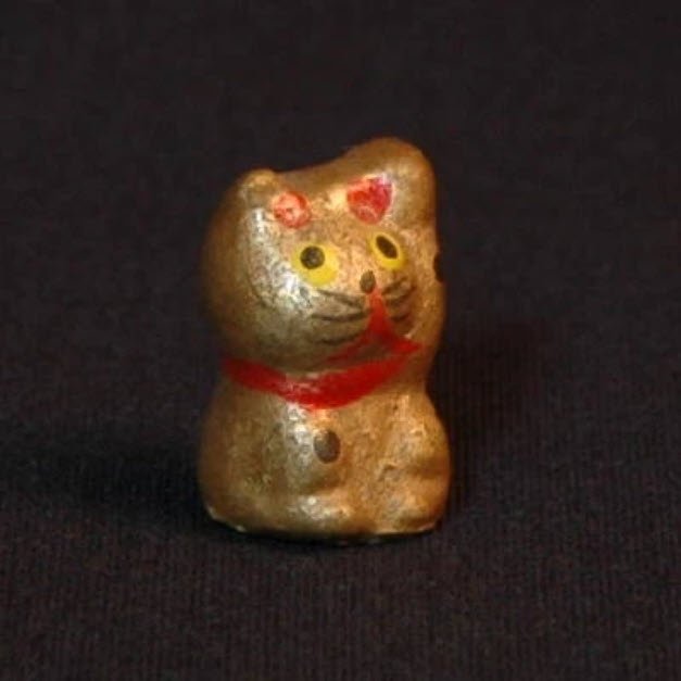 Maneki Neko Luck Cat - Ultra Miniature Japanese Figure product image (1)