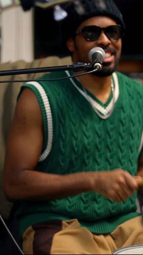 @whoisnicobryant & @visionquesttheband gave us a genre-bending, time warping performance in the heart of North Philly 💥🎸🥁

.
...