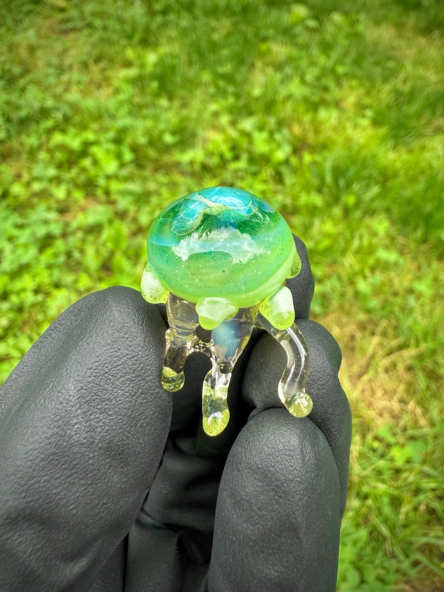 Green Floatfish Jellyfish Glass Trinket product image (1)