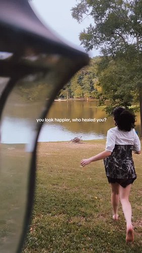 This year has been the craziest year of my life but also the most healing 🌻 I’ve said goodbye to so many things but I’ve also...