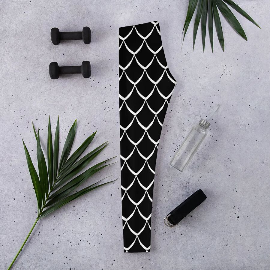 Snake Print Leggings – Bold, Stylish & Comfortably Versatile product image (2)