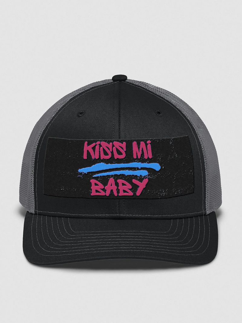 KISS MI BABY HAT