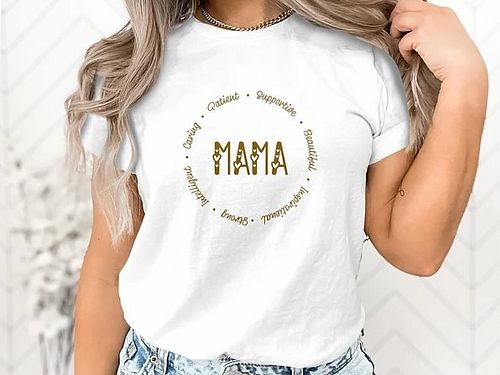Circle of Love ❤️: Celebrate the heart of the family 👩‍👧‍👦 with our customizable ‘Mom’ design. Each adjective tells a story 📖...
