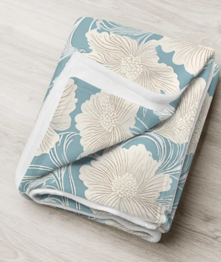 Elegant Floral Reverie Throw Blanket product image (1)
