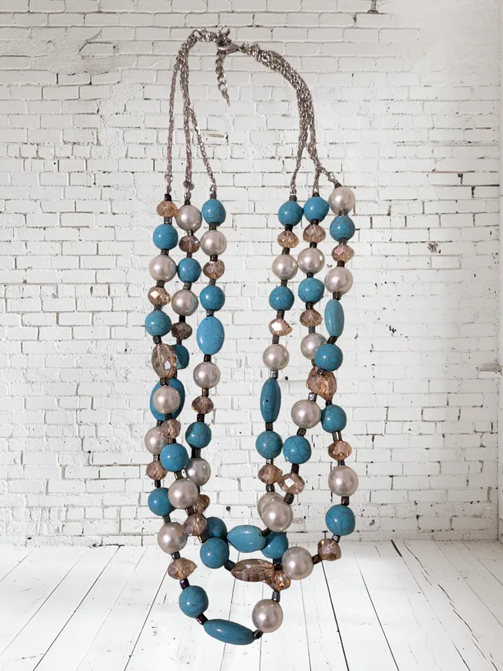 3 Strand Vintage Necklace product image (1)
