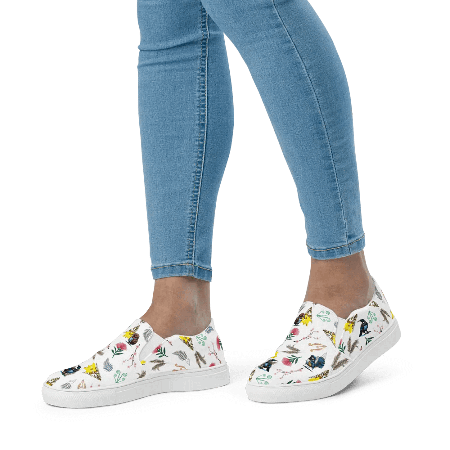 NZ Blooms and Birds Slip-On Canvas Shoes (White) product image (2)