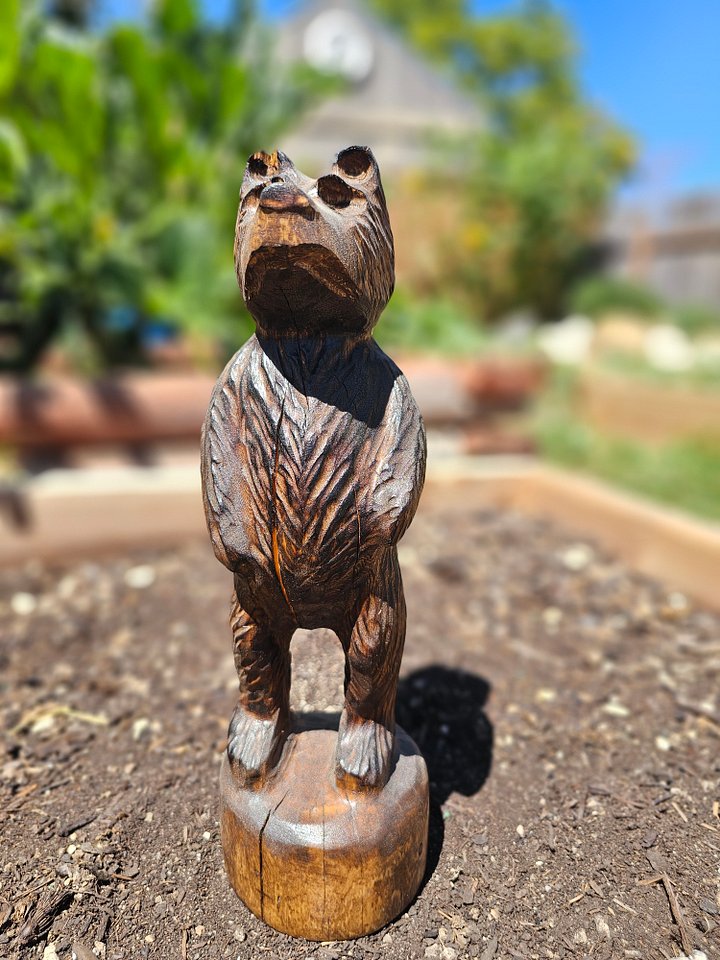 Grizzly Bear Carving product image (1)