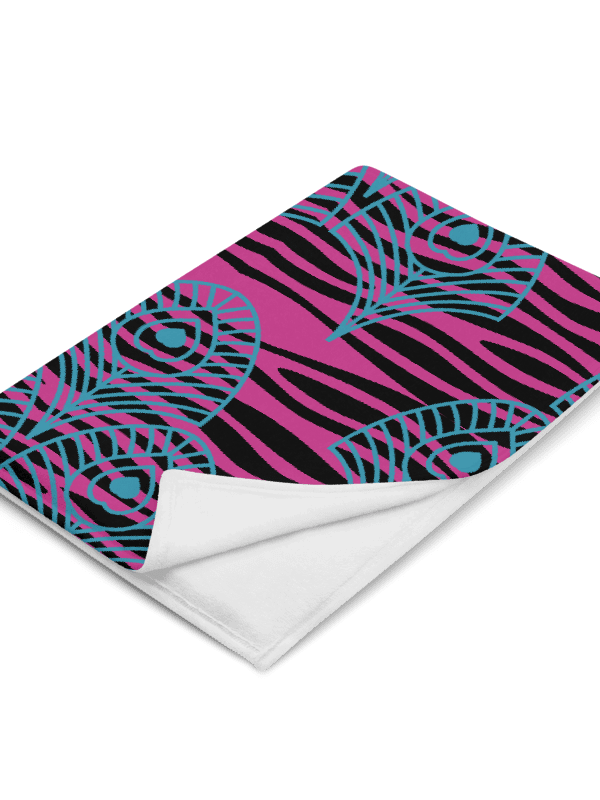 Pink Peacock Feathers Paradise Throw Blanket product image (1)
