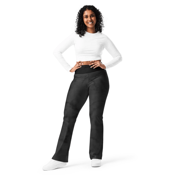 Legendary Flare Leggings product image (2)