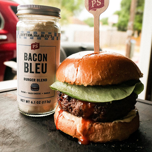 𝗕𝗨𝗙𝗙𝗔𝗟𝗢 𝗕𝗟𝗨𝗘 𝗕𝗜𝗦𝗢𝗡 𝗕𝗨𝗥𝗚𝗘𝗥𝗦
Introducing one of four amazing burger blends from @psseasoing 
This burger was off the charts and...