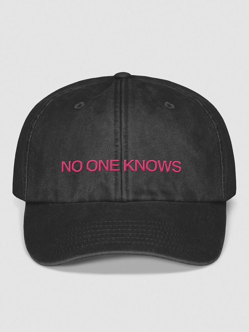 NO ONE KNOWS Cap