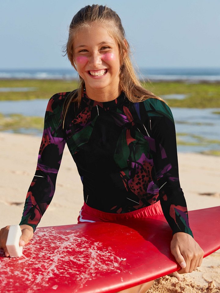 Rash Guard "Blosoom At Midnight" product image (1)