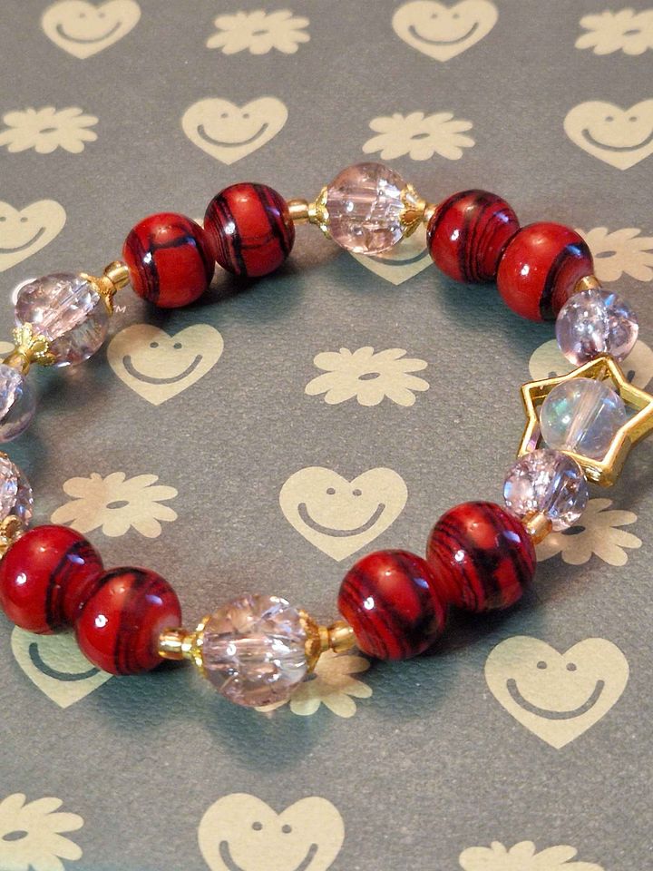 Hand-made glassbeaded bracelets product image (2)