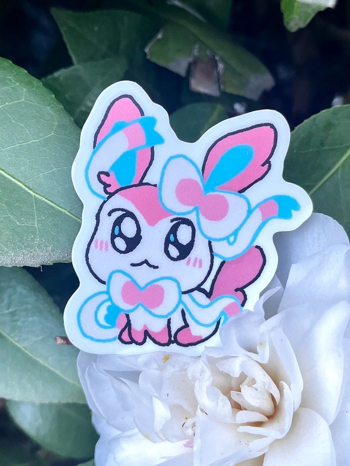 sylveon product image (1)