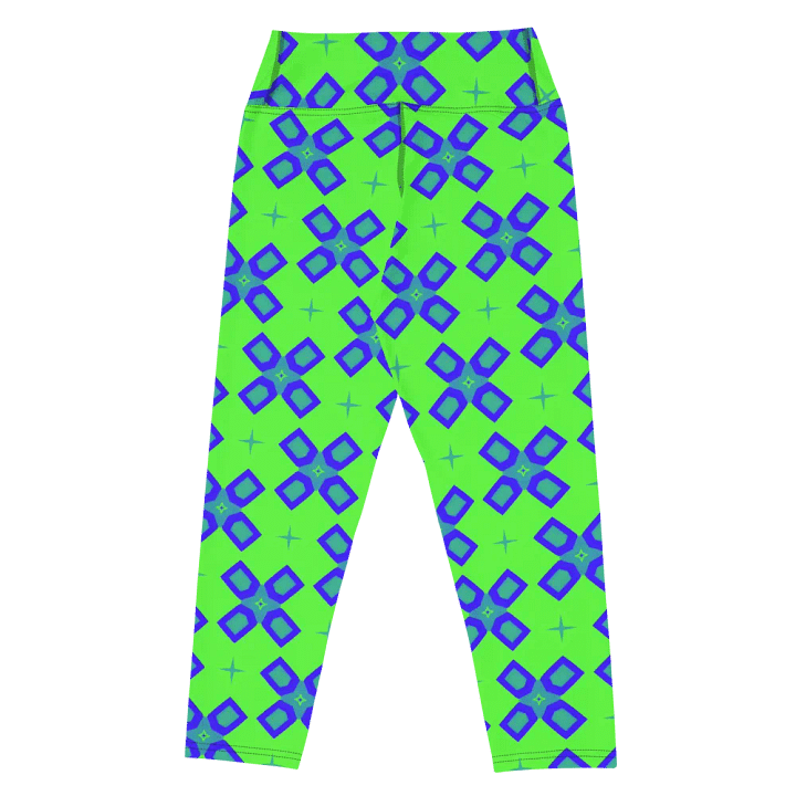 Geometric Groove Capri Leggings product image (2)