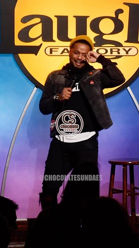 It wouldn’t be #worldwidelaughterday if we didn’t post some of the best laughs 🤣 

#chocolatesundaescomedy #laughfactory #hil...