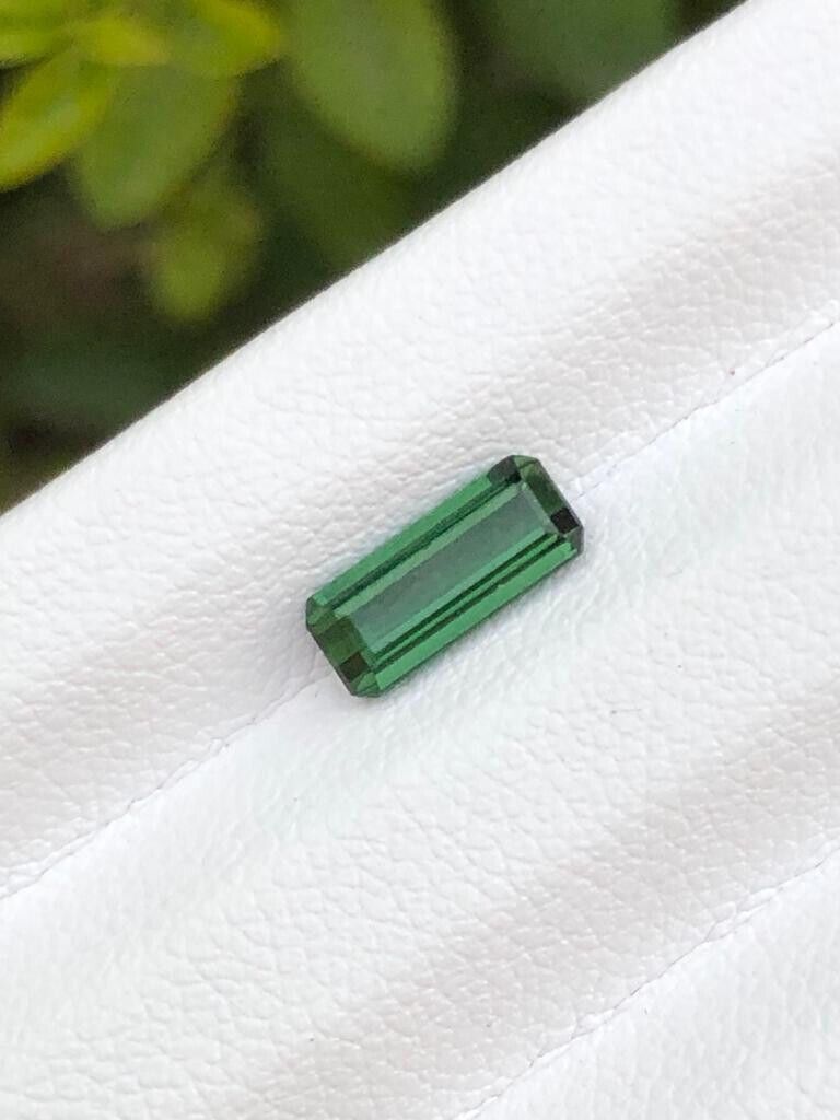 TOURMALINE NATURAL GEMSTONE FOR JEWELRY CHROME COLOR EMERALD CUT, 1.10 CARAT product image (3)