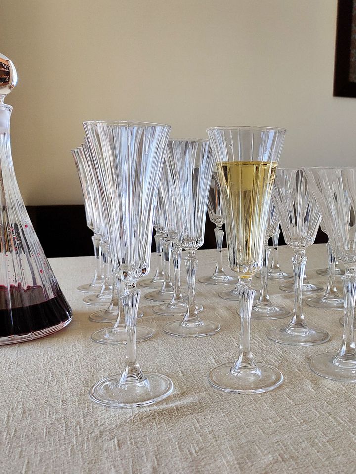 Cristal vintage, Conjunto 40 copos e 1 garrafa product image (2)