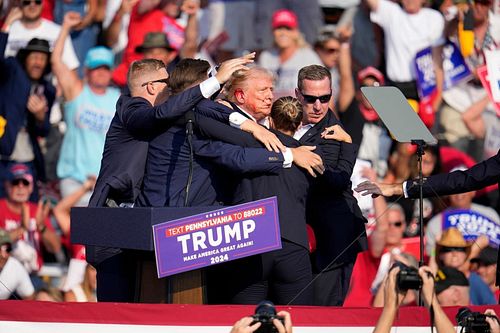 What do you see here? I see America. This is the America I love. I see a group of service agents who literally put there bodi...