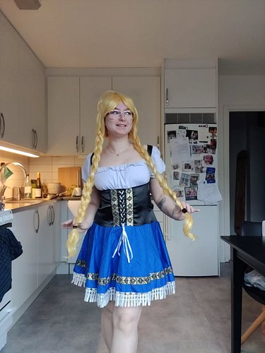 Abit late first cosplay in October ofc its an october fest cosplay 🤍 
We are live at twitch my friends! ✨

Twitch.tv/CozyGabs...