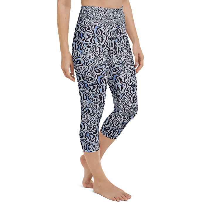 Blue Black Snake Pattern Capri Leggings product image (2)