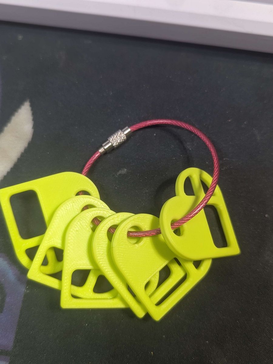 Heart Shaped Floss Drops product image (1)