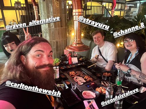 Take me back to the Korean BBQ in Rotterdam right damn now 🥹 such good food with such good people!