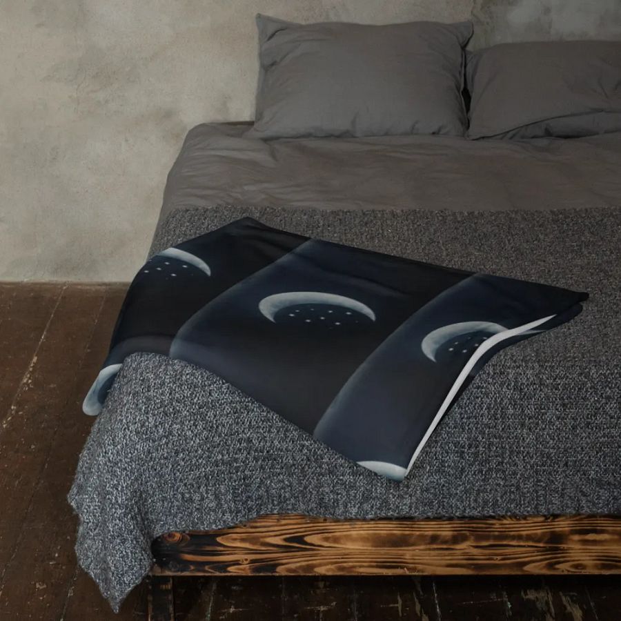 Moon logo Blanket product image (23)