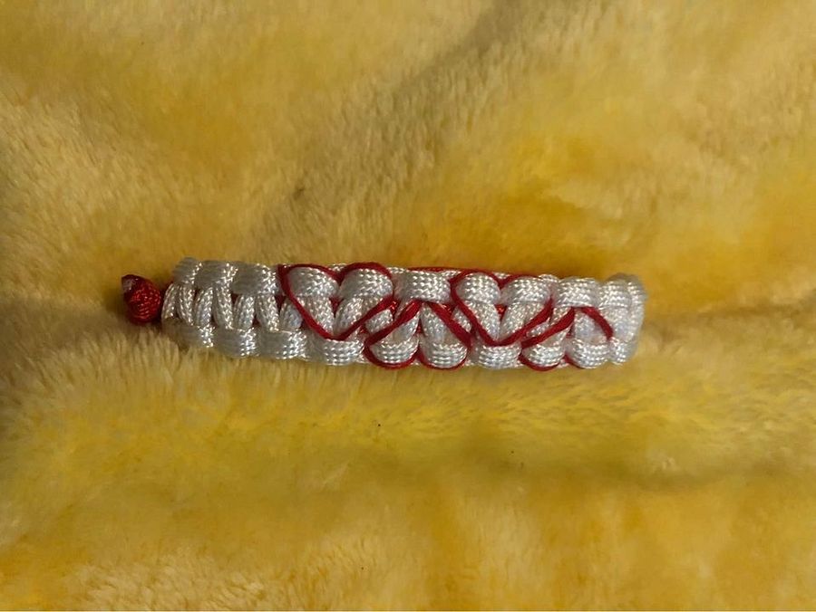 Slip Knot Bracelet with Heart Design product image (3)