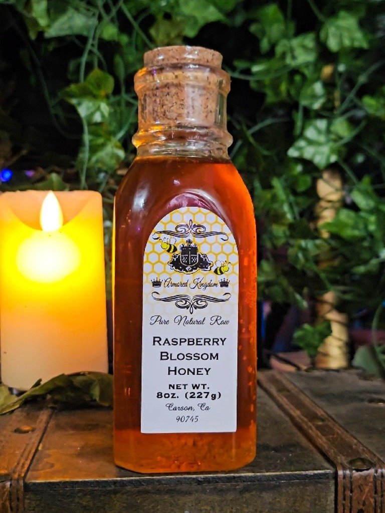 The Armored Kingdom Premuim Blueberry Blossom Honey Bottle(8oz) product image (2)