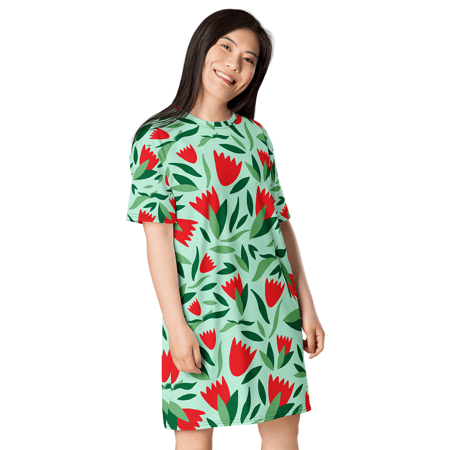 Vibrant Red & Green Floral Oversized T-Shirt Dress - Exclusive TDSMUSIC Design product image (4)