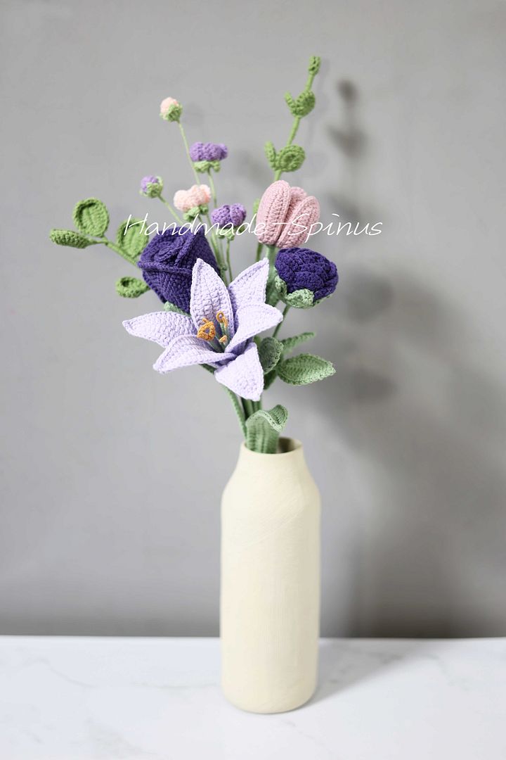 Purple Poetic Crochet Knit Bouquet product image (1)