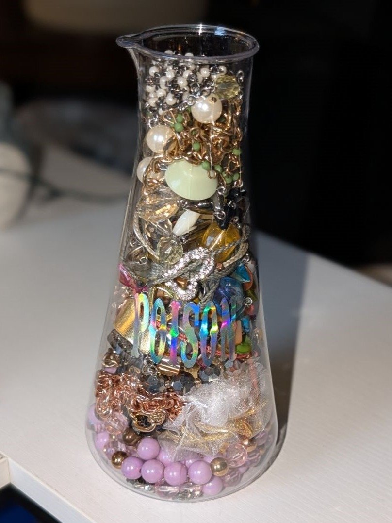**Limited Item** Mystery Science Beaker! product image (1)