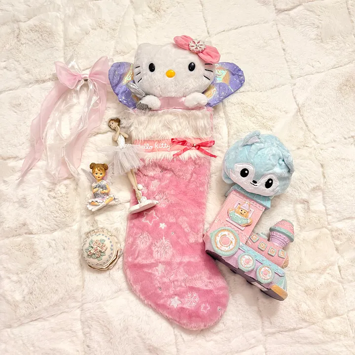 Christmas - preloved set product image (1)